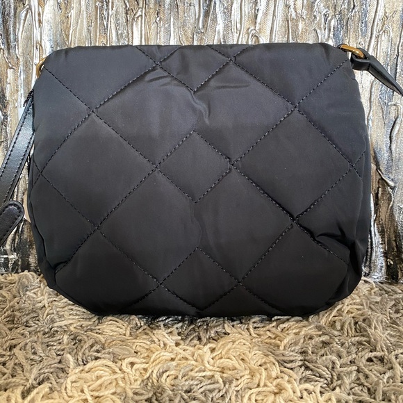 SOLD ‼️ Marc Jacobs Quilted Nylon Mini Messenger - Picture 2 of 5